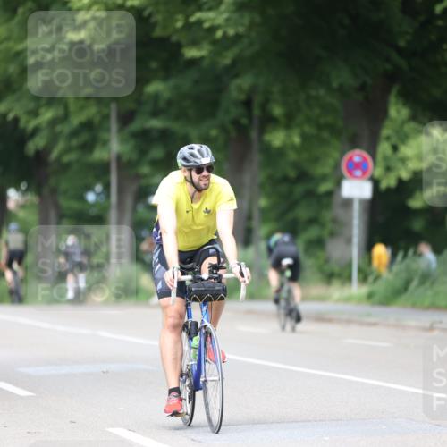 15.06.2025 - 7 Türme Triathlon Yannick Fuchs http://msf.ph/oto/7996329 15.06.2025 13:11:29 Radfahren 304, 307 meine-sportfotos.de