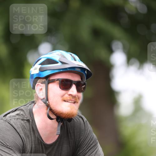 15.06.2025 - 7 Türme Triathlon Yannick Fuchs http://msf.ph/oto/7996404 15.06.2025 13:11:33 Radfahren 304, 307, 415, 601 meine-sportfotos.de