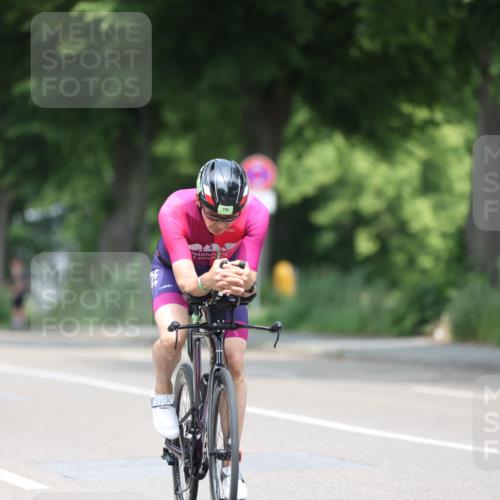 15.06.2025 - 7 Türme Triathlon Yannick Fuchs http://msf.ph/oto/7996418 15.06.2025 12:16:13 Radfahren 256 meine-sportfotos.de