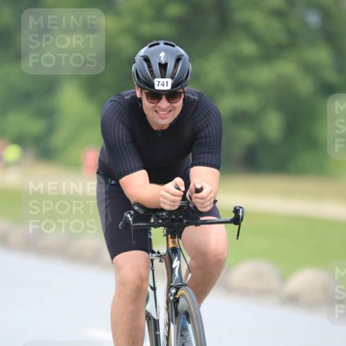 21.06.2025 - 27. Vierlanden-Triathlon H.Heesch http://msf.ph/oto/7996541 15.06.2025 12:14:16 Radfahren 741, 942, 1029, 1030, 1031, 1032, 1033 meine-sportfotos.de