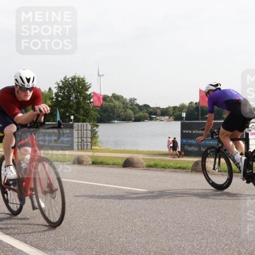 15.06.2025 - 27. Vierlanden-Triathlon H.Heesch http://msf.ph/oto/7996557 15.06.2025 09:26:15 Radfahren 72, 180, 194, 203 meine-sportfotos.de