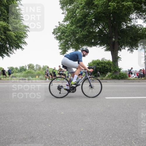 15.06.2025 - 7 Türme Triathlon Yannick Fuchs http://msf.ph/oto/7996635 15.06.2025 13:47:14 Radfahren 487, 931, 1174 meine-sportfotos.de