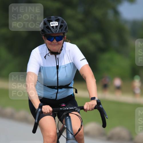 21.06.2025 - 27. Vierlanden-Triathlon H.Heesch http://msf.ph/oto/7996675 15.06.2025 12:22:25 Radfahren 706, 883, 884 meine-sportfotos.de