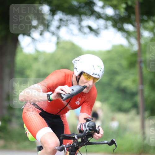 15.06.2025 - 7 Türme Triathlon Yannick Fuchs http://msf.ph/oto/7996688 15.06.2025 13:11:48 Radfahren 254, 465, 813 meine-sportfotos.de