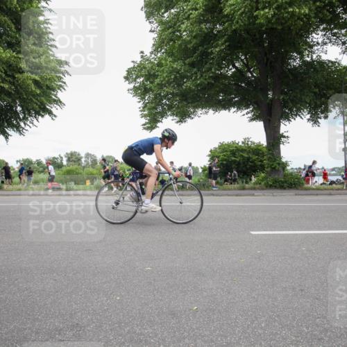 15.06.2025 - 7 Türme Triathlon Yannick Fuchs http://msf.ph/oto/7996722 15.06.2025 13:47:42 Radfahren 925, 1026, 1135 meine-sportfotos.de