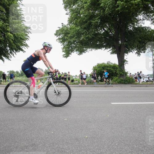 15.06.2025 - 7 Türme Triathlon Yannick Fuchs http://msf.ph/oto/7996823 15.06.2025 13:48:11 Radfahren 711, 724, 958, 1176, 1188, 1195 meine-sportfotos.de