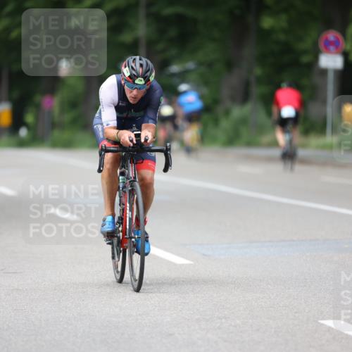 15.06.2025 - 7 Türme Triathlon Yannick Fuchs http://msf.ph/oto/7996829 15.06.2025 13:12:08 Radfahren 228, 555 meine-sportfotos.de