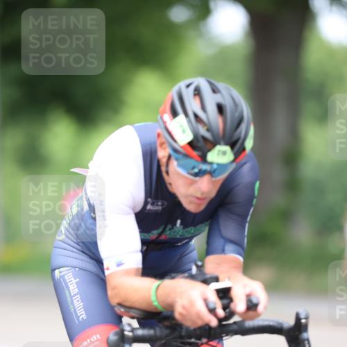 15.06.2025 - 7 Türme Triathlon Yannick Fuchs http://msf.ph/oto/7996883 15.06.2025 13:12:09 Radfahren 555 meine-sportfotos.de