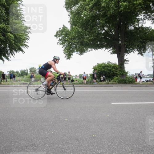 15.06.2025 - 7 Türme Triathlon Yannick Fuchs http://msf.ph/oto/7996890 15.06.2025 13:48:23 Radfahren 403, 934, 1195 meine-sportfotos.de