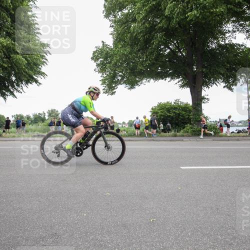 15.06.2025 - 7 Türme Triathlon Yannick Fuchs http://msf.ph/oto/7996902 15.06.2025 13:48:27 Radfahren 854 meine-sportfotos.de