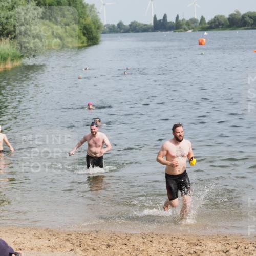 21.06.2025 - 27. Vierlanden-Triathlon MichiJ http://msf.ph/oto/7996904 15.06.2026 09:58:06 Schwimmen 289, 321 meine-sportfotos.de