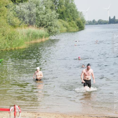 21.06.2025 - 27. Vierlanden-Triathlon MichiJ http://msf.ph/oto/7996925 15.06.2026 09:58:07 Schwimmen 289, 321 meine-sportfotos.de