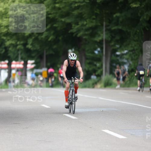 15.06.2025 - 7 Türme Triathlon Yannick Fuchs http://msf.ph/oto/7996930 15.06.2025 13:12:16 Radfahren 359, 555, 593, 1178 meine-sportfotos.de