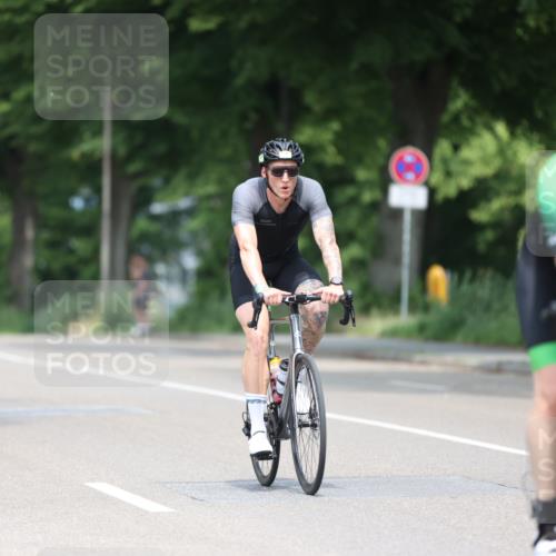 15.06.2025 - 7 Türme Triathlon Yannick Fuchs http://msf.ph/oto/7996951 15.06.2025 12:16:41 Radfahren 204, 278, 317, 406, 551, 658 meine-sportfotos.de