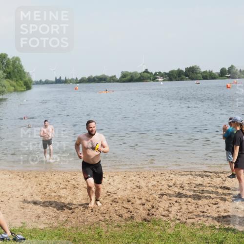 21.06.2025 - 27. Vierlanden-Triathlon MichiJ http://msf.ph/oto/7996966 15.06.2026 09:58:10 Schwimmen 289, 321, 360 meine-sportfotos.de