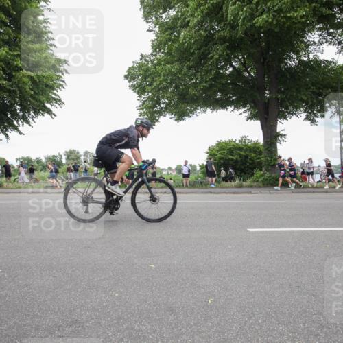 15.06.2025 - 7 Türme Triathlon Yannick Fuchs http://msf.ph/oto/7996983 15.06.2025 13:48:43 Radfahren 368, 810, 1013 meine-sportfotos.de