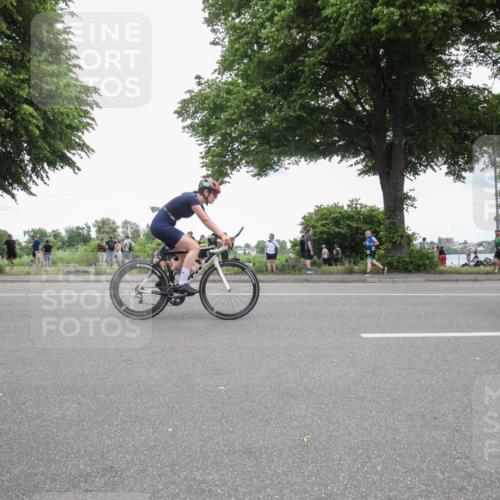15.06.2025 - 7 Türme Triathlon Yannick Fuchs http://msf.ph/oto/7997025 15.06.2025 13:48:50 Radfahren 212, 428, 796, 806, 1013, 1092 meine-sportfotos.de