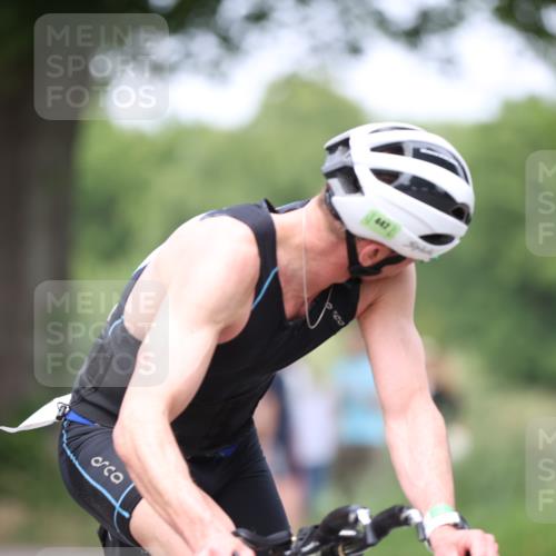 15.06.2025 - 7 Türme Triathlon Yannick Fuchs http://msf.ph/oto/7997043 15.06.2025 13:12:18 Radfahren 359, 555, 593, 1178 meine-sportfotos.de