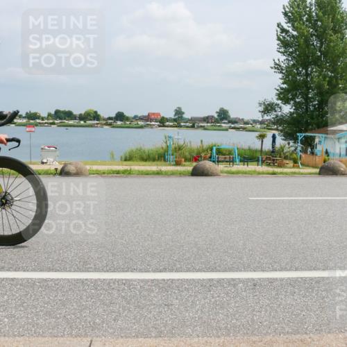 21.06.2025 - 27. Vierlanden-Triathlon H.Heesch http://msf.ph/oto/7997059 15.06.2025 12:24:16 Radfahren 250, 918 meine-sportfotos.de