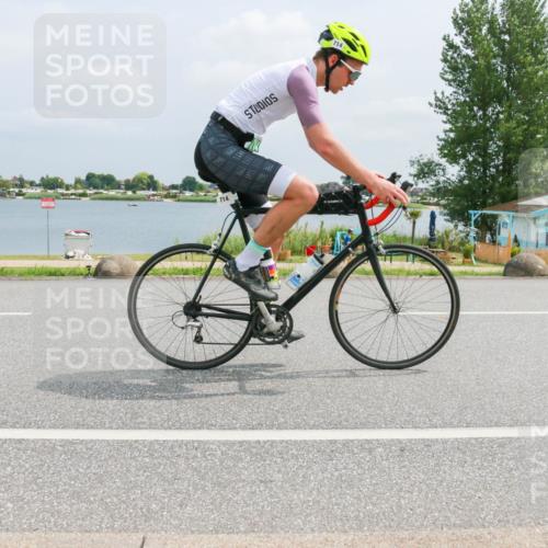 21.06.2025 - 27. Vierlanden-Triathlon H.Heesch http://msf.ph/oto/7997104 15.06.2025 12:24:37 Radfahren 714, 747, 841, 968 meine-sportfotos.de