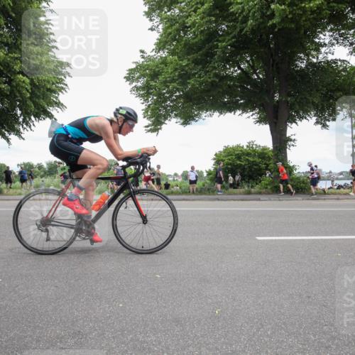 15.06.2025 - 7 Türme Triathlon Yannick Fuchs http://msf.ph/oto/7997110 15.06.2025 13:48:56 Radfahren 212, 230, 428, 761, 796, 806, 1092, 1110 meine-sportfotos.de