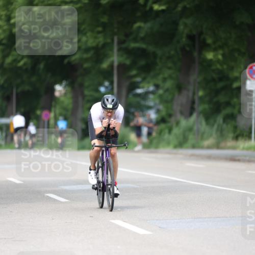 15.06.2025 - 7 Türme Triathlon Yannick Fuchs http://msf.ph/oto/7997200 15.06.2025 13:12:39 Radfahren 529, 581, 660, 751, 1129, 1137, 1138 meine-sportfotos.de