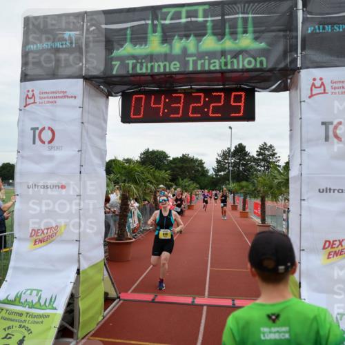 15.06.2025 - 7 Türme Triathlon Michael Strokosch http://msf.ph/oto/7997216 15.06.2025 14:32:28 Ziel 495, 533, 567, 830, 1035 meine-sportfotos.de