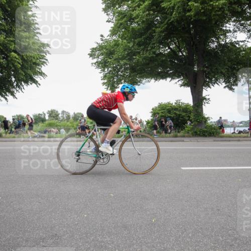 15.06.2025 - 7 Türme Triathlon Yannick Fuchs http://msf.ph/oto/7997219 15.06.2025 13:49:18 Radfahren 720, 858, 994 meine-sportfotos.de