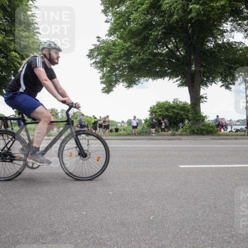 15.06.2025 - 7 Türme Triathlon Yannick Fuchs http://msf.ph/oto/7997247 15.06.2025 13:49:28 Radfahren 547, 847, 994 meine-sportfotos.de