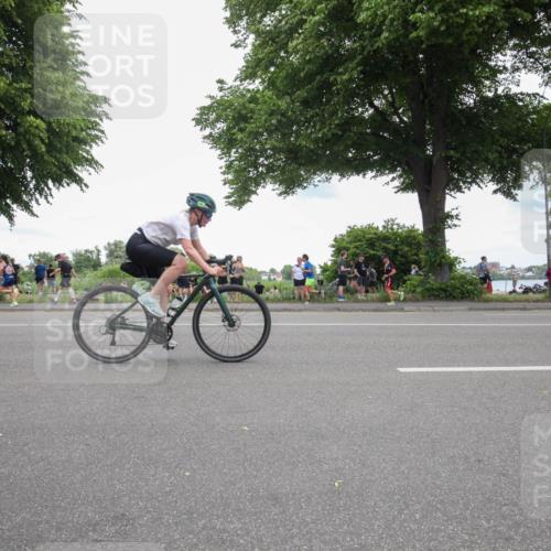 15.06.2025 - 7 Türme Triathlon Yannick Fuchs http://msf.ph/oto/7997304 15.06.2025 13:49:40 Radfahren 514, 781, 1051, 1089 meine-sportfotos.de