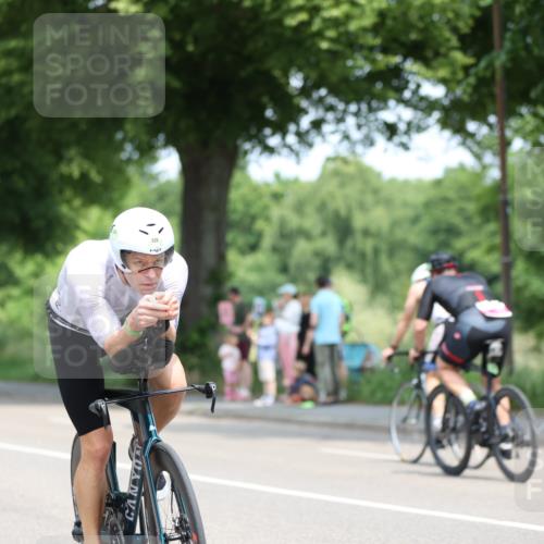 15.06.2025 - 7 Türme Triathlon Yannick Fuchs http://msf.ph/oto/7997308 15.06.2025 12:17:54 Radfahren 202, 256, 262, 325 meine-sportfotos.de