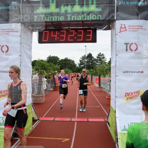 15.06.2025 - 7 Türme Triathlon Michael Strokosch http://msf.ph/oto/7997321 15.06.2025 14:32:33 Ziel 488, 495, 533, 830, 871, 1035 meine-sportfotos.de