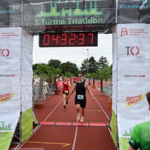15.06.2025 - 7 Türme Triathlon Michael Strokosch http://msf.ph/oto/7997426 15.06.2025 14:32:37 Ziel 286, 402, 488, 495, 533, 871, 1035 meine-sportfotos.de