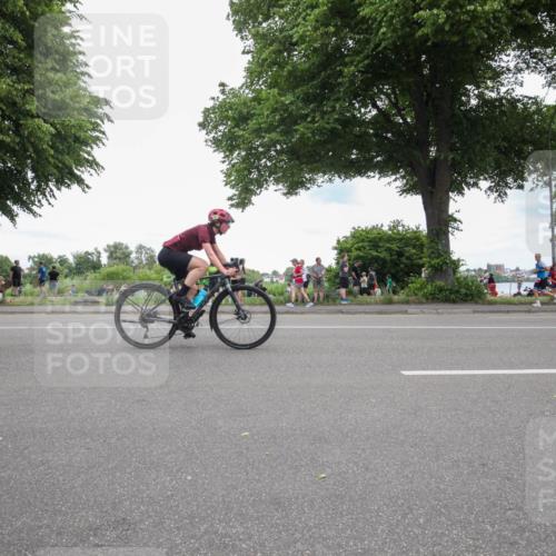 15.06.2025 - 7 Türme Triathlon Yannick Fuchs http://msf.ph/oto/7997463 15.06.2025 13:50:26 Radfahren 822, 839, 850, 866 meine-sportfotos.de