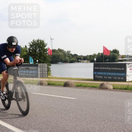 15.06.2025 - 27. Vierlanden-Triathlon H.Heesch http://msf.ph/oto/7997475 15.06.2025 09:37:28 Radfahren 46, 70, 186, 196 meine-sportfotos.de