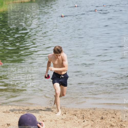 21.06.2025 - 27. Vierlanden-Triathlon MichiJ http://msf.ph/oto/7997488 15.06.2026 09:58:42 Schwimmen 269 meine-sportfotos.de
