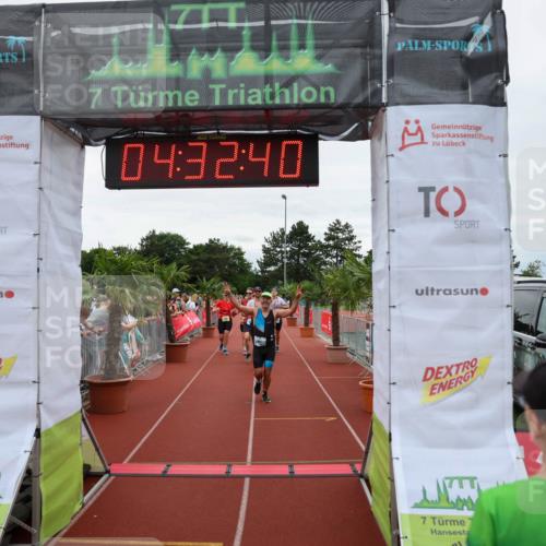 15.06.2025 - 7 Türme Triathlon Michael Strokosch http://msf.ph/oto/7997531 15.06.2025 14:32:40 Ziel 286, 402, 488, 495, 499, 517, 863, 871, 1035, 1112 meine-sportfotos.de