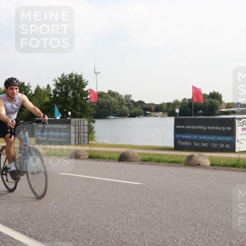 15.06.2025 - 27. Vierlanden-Triathlon H.Heesch http://msf.ph/oto/7997569 15.06.2025 09:38:14 Radfahren 19, 173 meine-sportfotos.de