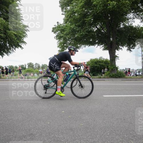 15.06.2025 - 7 Türme Triathlon Yannick Fuchs http://msf.ph/oto/7997589 15.06.2025 13:51:02 Radfahren 213, 304, 307, 645, 867, 936, 1012 meine-sportfotos.de