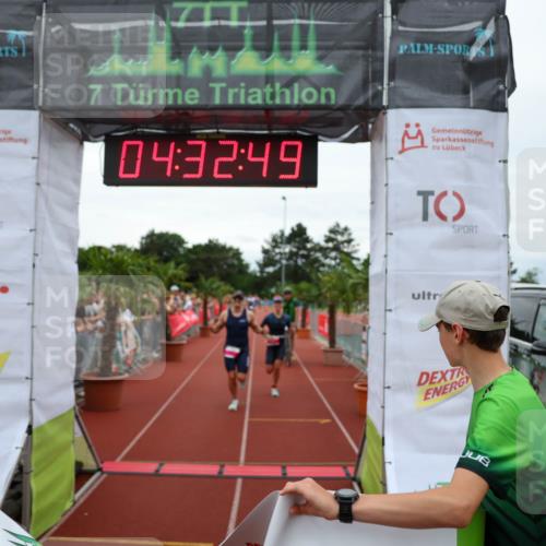 15.06.2025 - 7 Türme Triathlon Michael Strokosch http://msf.ph/oto/7997739 15.06.2025 14:32:49 Ziel 286, 292, 322, 499, 517, 863, 1112 meine-sportfotos.de