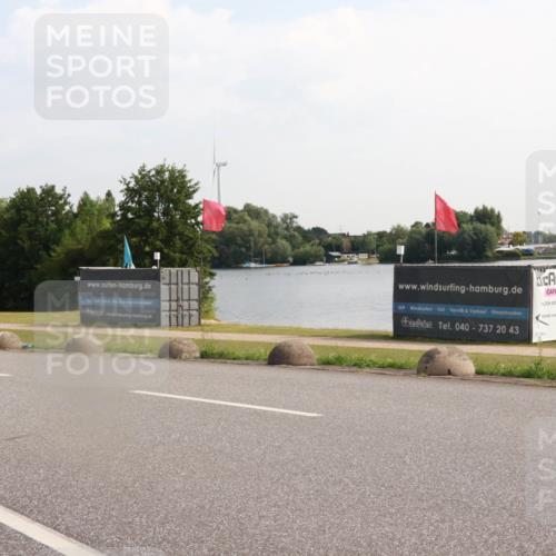 15.06.2025 - 27. Vierlanden-Triathlon H.Heesch http://msf.ph/oto/7997783 15.06.2025 09:41:15 Radfahren 217, 227 meine-sportfotos.de