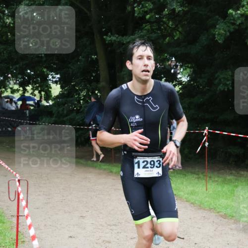 21.06.2025 - 27. Vierlanden-Triathlon Lena Gebhardt http://msf.ph/oto/7997787 15.06.2025 13:55:36 Laufen 2025, 1293 meine-sportfotos.de