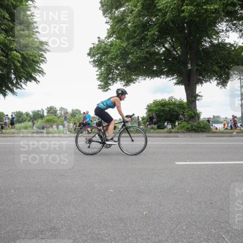 15.06.2025 - 7 Türme Triathlon Yannick Fuchs http://msf.ph/oto/7997798 15.06.2025 13:52:42 Radfahren 703 meine-sportfotos.de