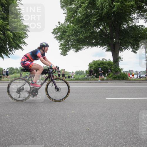 15.06.2025 - 7 Türme Triathlon Yannick Fuchs http://msf.ph/oto/7997874 15.06.2025 13:52:58 Radfahren 408, 946, 985, 1022, 1115 meine-sportfotos.de