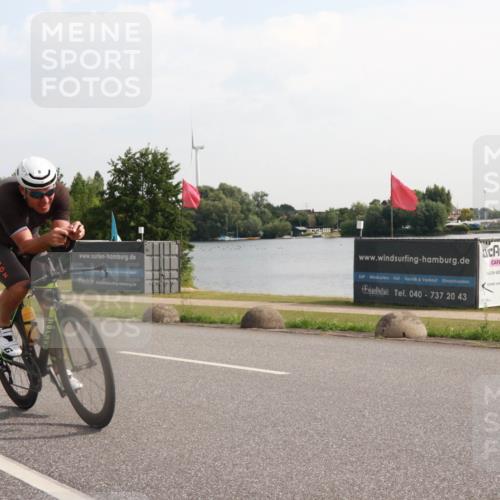 15.06.2025 - 27. Vierlanden-Triathlon H.Heesch http://msf.ph/oto/7997882 15.06.2025 09:42:43 Radfahren 6, 46, 163, 186 meine-sportfotos.de