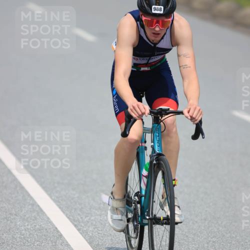 21.06.2025 - 27. Vierlanden-Triathlon H.Heesch http://msf.ph/oto/7997988 15.06.2025 12:26:45 Radfahren 860, 984, 985, 986, 987, 988 meine-sportfotos.de