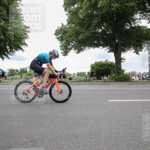 15.06.2025 - 7 Türme Triathlon Yannick Fuchs http://msf.ph/oto/7997990 15.06.2025 13:53:25 Radfahren 748, 819, 863, 1062 meine-sportfotos.de