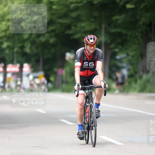 15.06.2025 - 7 Türme Triathlon Yannick Fuchs http://msf.ph/oto/7997993 15.06.2025 13:12:57 Radfahren 212, 520, 630, 948 meine-sportfotos.de