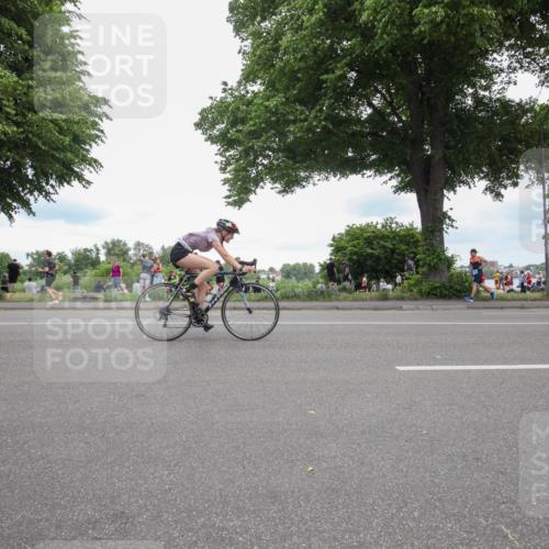 15.06.2025 - 7 Türme Triathlon Yannick Fuchs http://msf.ph/oto/7998016 15.06.2025 13:53:34 Radfahren 863, 1046, 1062, 1125 meine-sportfotos.de