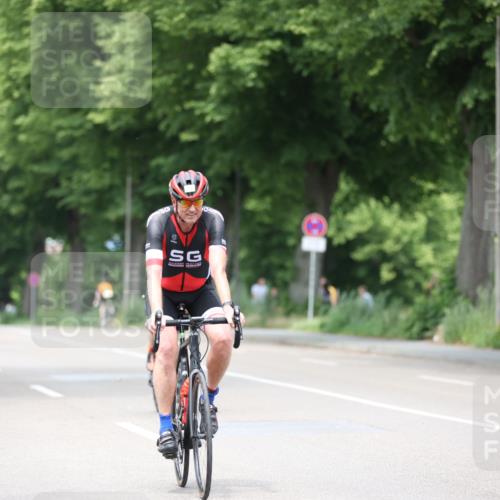 15.06.2025 - 7 Türme Triathlon Yannick Fuchs http://msf.ph/oto/7998024 15.06.2025 13:12:58 Radfahren 212, 520, 630, 948 meine-sportfotos.de